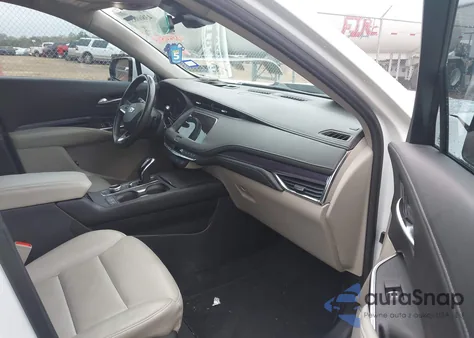 2023 Cadillac Xt4 Fwd Luxury z USA, uszkodzony, nr VIN 1GYAZAR47PF173067